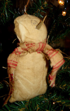 CT137 Small Snowman Ornie-