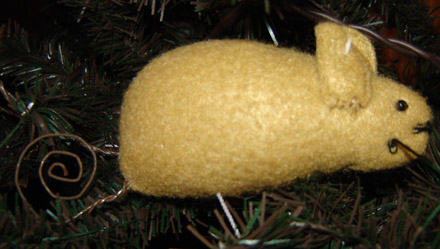 CT140 Christmas Mouse Ornie-