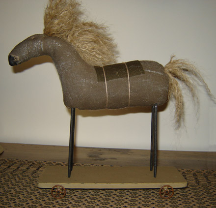 MO132 Early Dapple Horse-