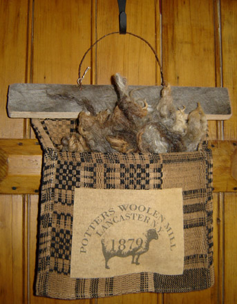 MO157 1879 Woolen Mill Pocket Hanger.-