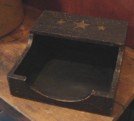 WO113 Napkin Box-
